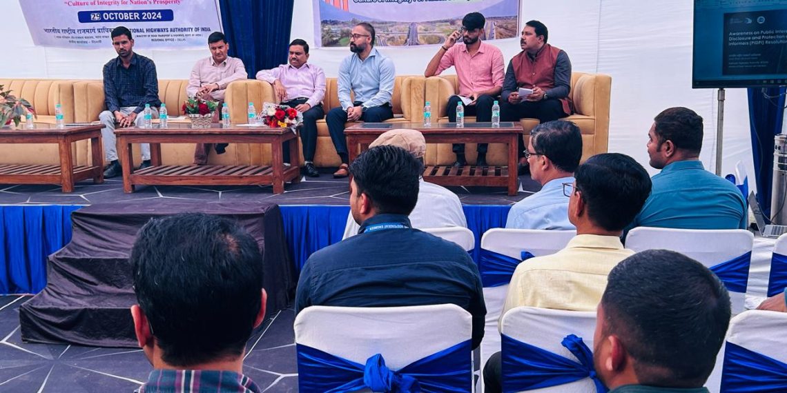 घामडोज़ टोल प्लाजा पर किया गया करप्शन मुक्त जागरूकता शिविर का आयोजन-