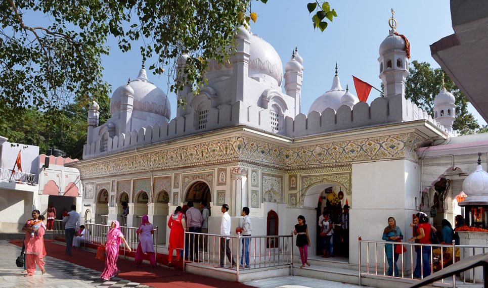 मनसा देवी मंदिर में आस्था का सैलाब उमड़ा, लगभग एक लाख श्रद्धालुओं ने शीश नवाया, लिया माता का आशीर्वाद