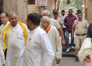 सोहना विधायक से नजदीकी बनाने की जुगत में जुटे विपक्षी पार्टियों के समर्थक-