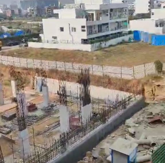 ग्रैप नियमों की अनदेखी करना पड़ा भारी-भवन निर्माण करने वालो पर MC ने ठोका जुर्माना.