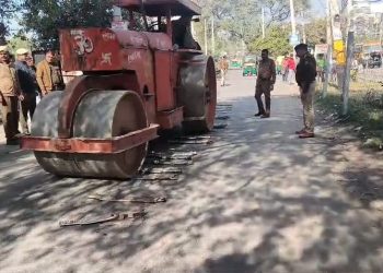 बुलेट बाइक में पटाखा साइलेंसर लगाने वाले मैकेनिकों पर पुलिस की नकेल-