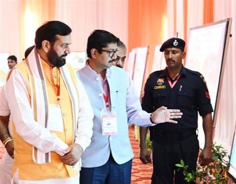 मुख्यमंत्री के मंत्रालय जंसमपर्क सूचना एवं भाषा विभाग में अंधेर नगरी चौपट राज-